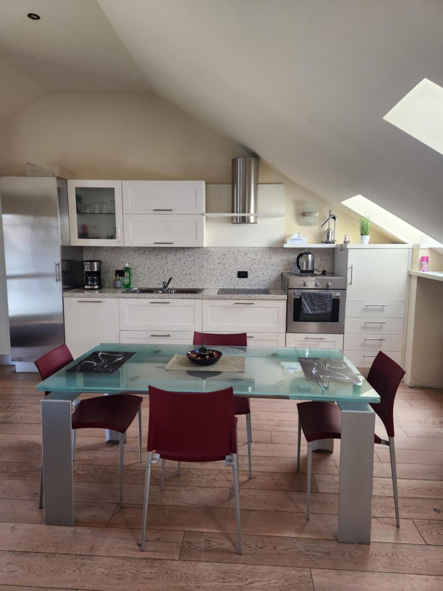 Apartament Central, Big Terrace, Near River *